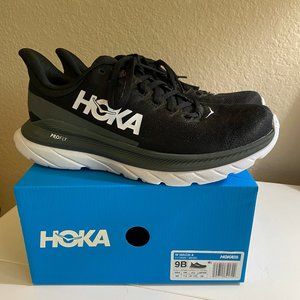 Hoka one one Mach 4 size 9 (never used)